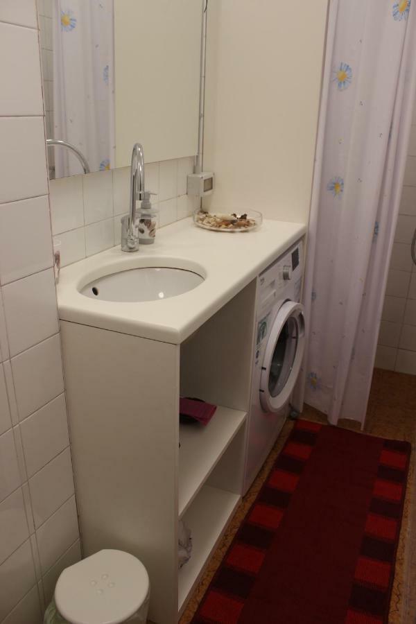 Sant'Agostin Apartment Венеція Екстер'єр фото